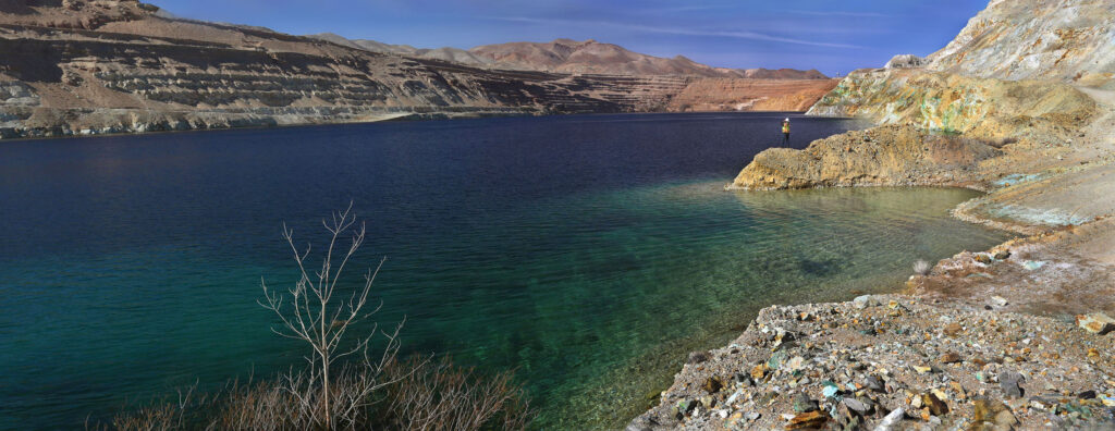13.yerington Pit Lake Looking North